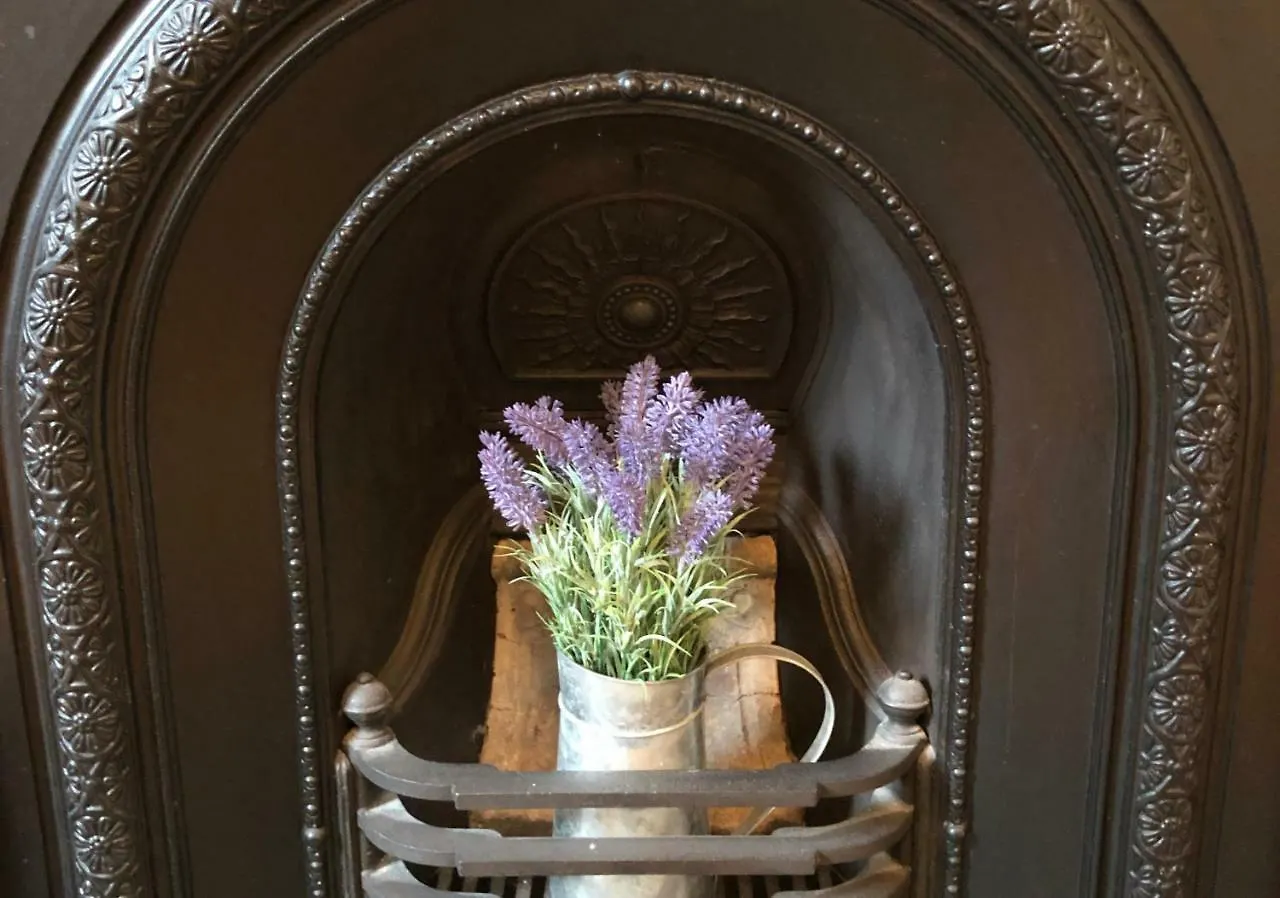 The Brunswick Road Residence Edinburgh Apartment