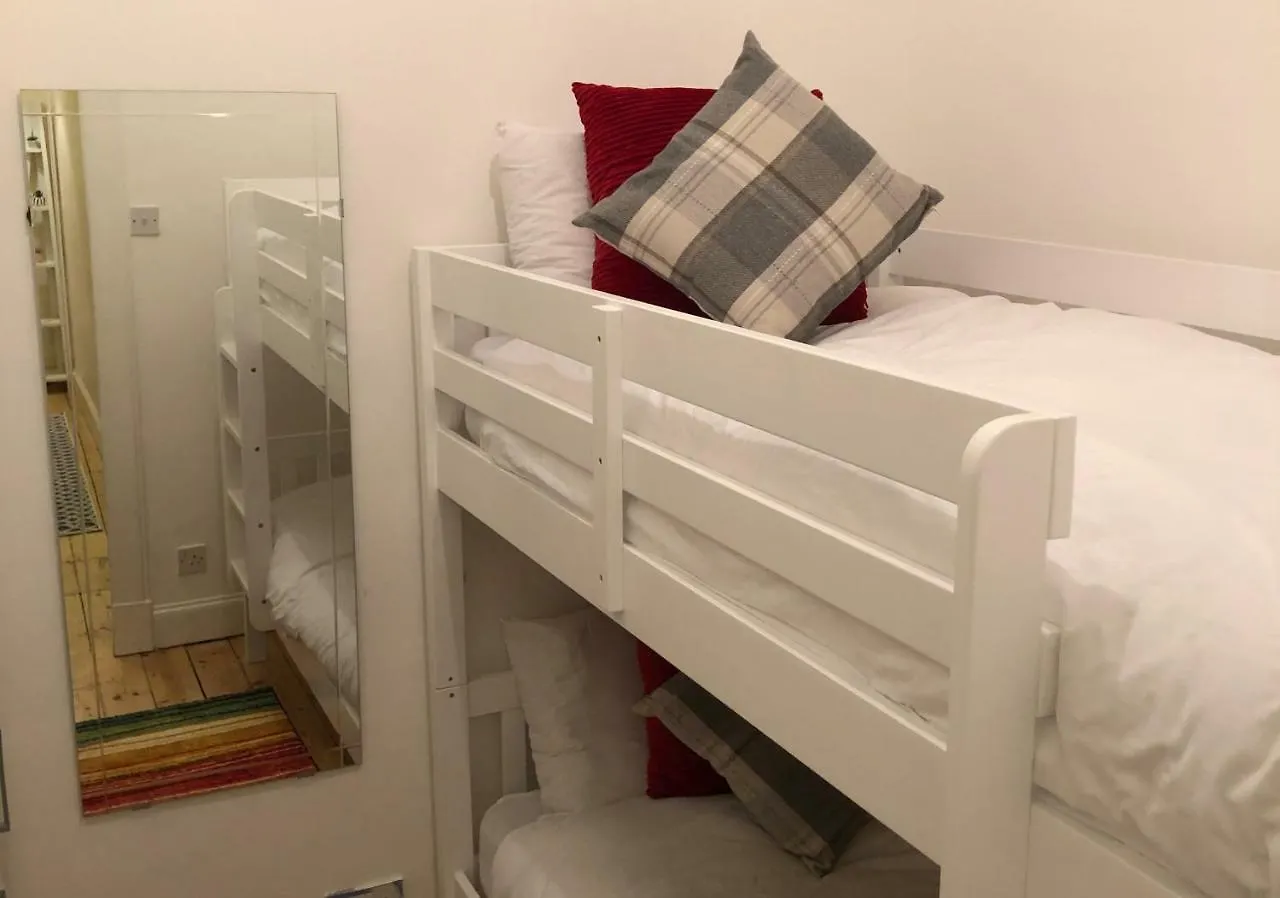 The Brunswick Road Residence Edinburgh Apartment