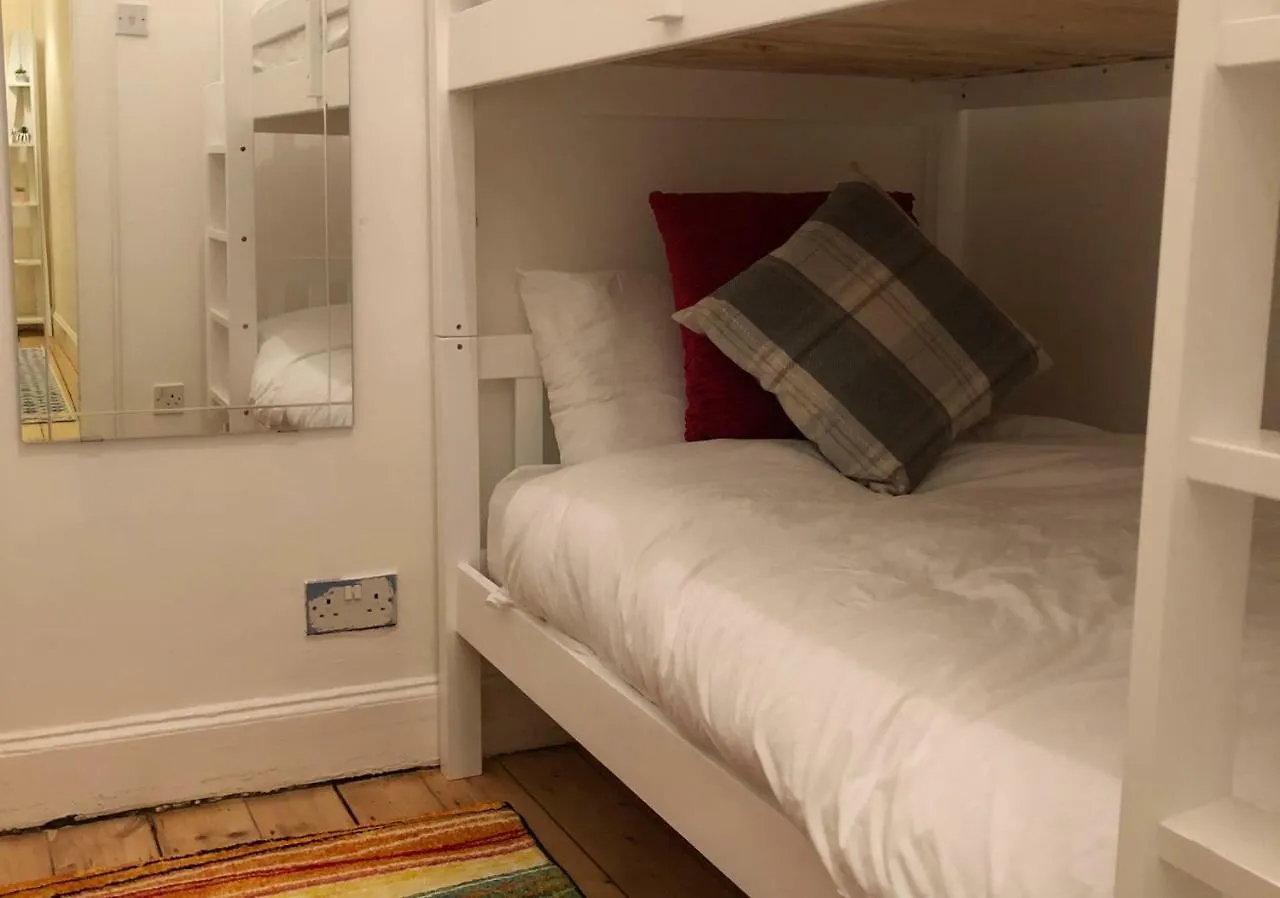 The Brunswick Road Residence Edinburgh Apartment